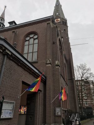 Protestantse Kerk Amsterdam: ‘Alle kerken zouden regenboogvlag moeten hijsen’