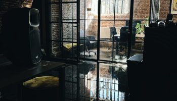 Column diaconie - wereldhuis onder water