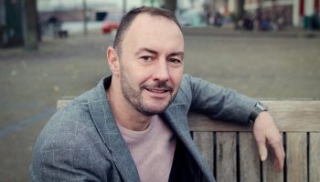Stadsdeelpastor Martin de Jong: ‘Ik werd uitgenodigd
door Turkse jongeren voor een debatavond over religie
in de openbare ruimte.’