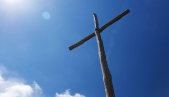 brown-wooden-cross-208371